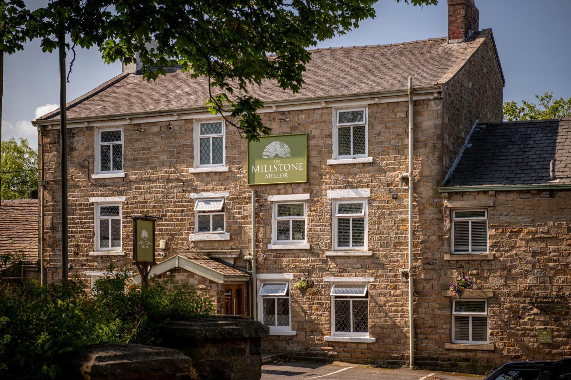 Hotel The Millstone, Mellor Blackburn  Exterior foto